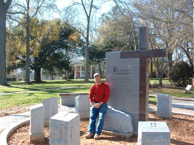 10 Commandments stone